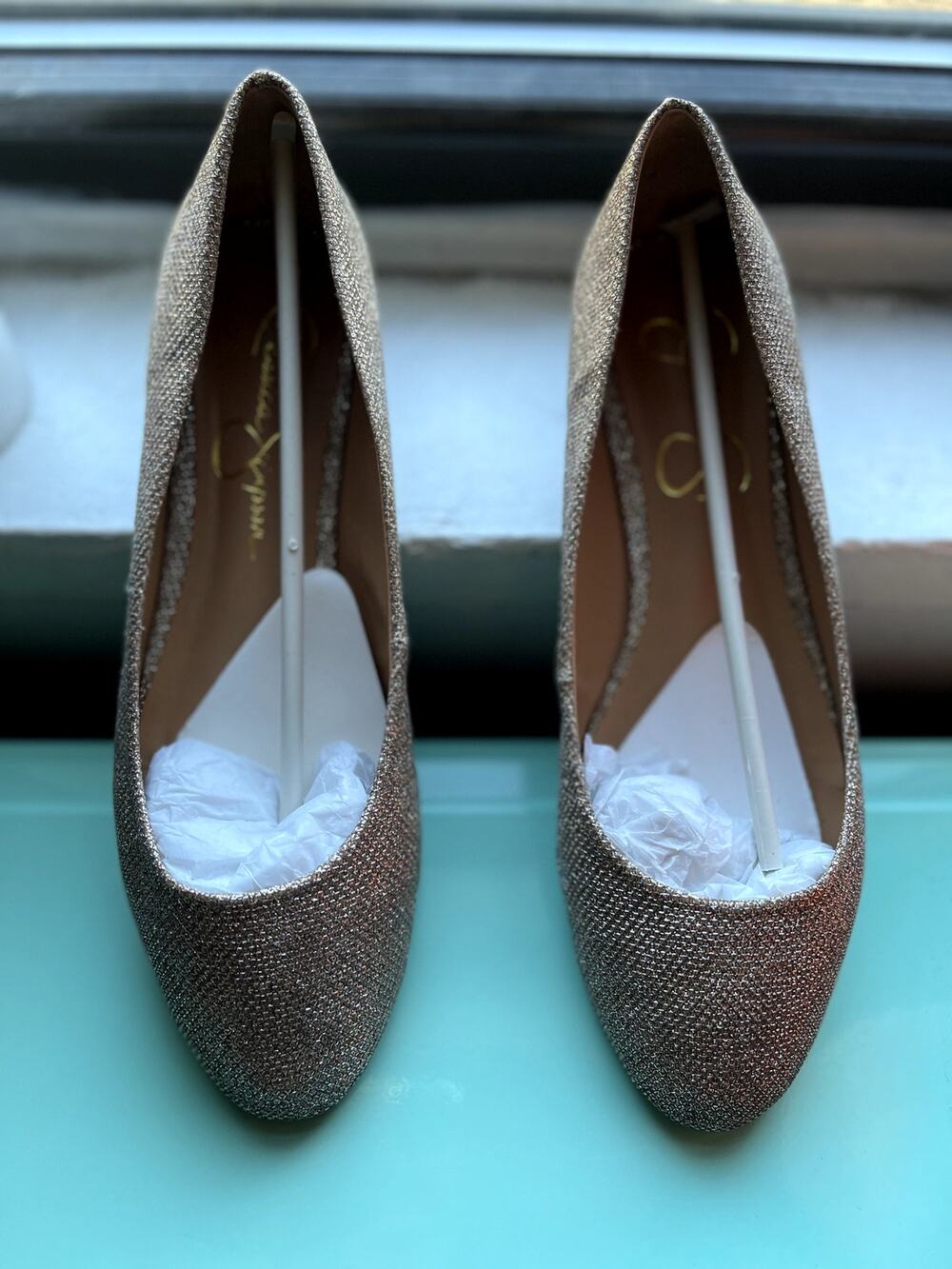 JESSICA SIMPSON GOLD MESH BALLET FLATS W TINY GOLD HEEL-IN EXCELLENT CONDITION!